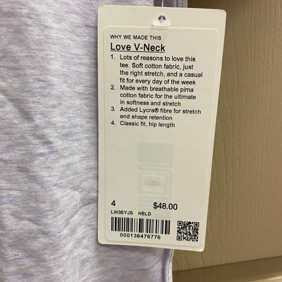 lululemon Love V-Neck T-shirt, Size 4, Heather Lilac, NWT - Picture 4 of 4